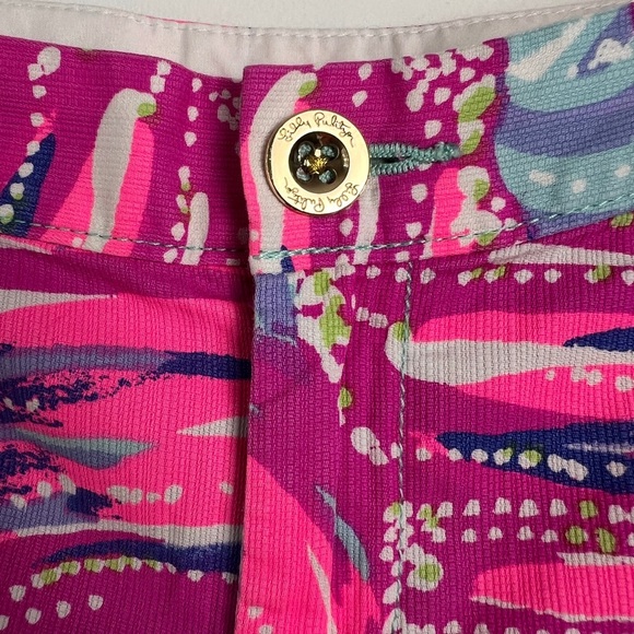 Lilly Pulitzer Buttercup Oh My Guava 9" Shorts 100% Cotton Preppy Scalloped 10 - Picture 5 of 11